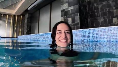 Teasing this cute girl In Public Pool and inviting me to fuck her In her Hotel Room!