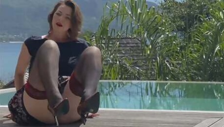 Lusting For Naughty Mature Bitch Outdoor